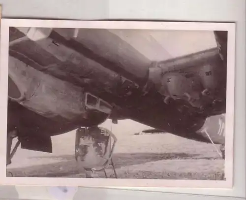 55068 Original photo avion Bomber Buse pendant la 2e guerre mondiale