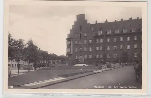 54948 Ak Meerane in Sachsen am Weberbrunnen um 1940