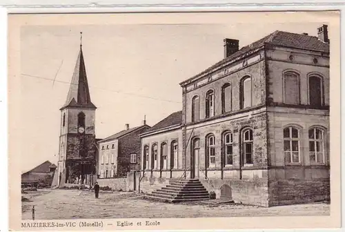 54793 Ak Maizieres les Vic Lorraine Eglise et Ecole vers 1915