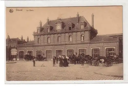 54779 Poste de terrain Ak Douai France France la Gare 1ère Guerre mondiale 1917