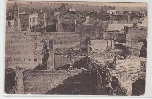 54669 Ak vollständig zerstörtes Dorf Somme Py um 1915