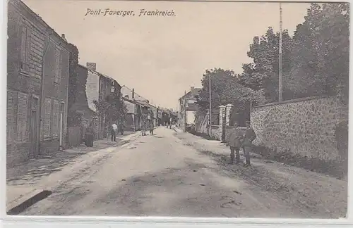 54551 Feldpost Ak Pont Faverger Strassenansicht Frankreich France um 1915