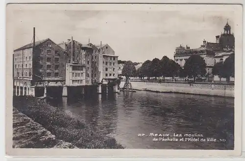 54532 Ak Meaux les Moulins de Péchelle et l'Hôtel de Ville vers 1915