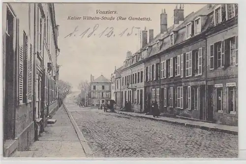 54409 Ak Vouziers France Kaiser Wilhelm Strasse (Rue Gambetta) 1915