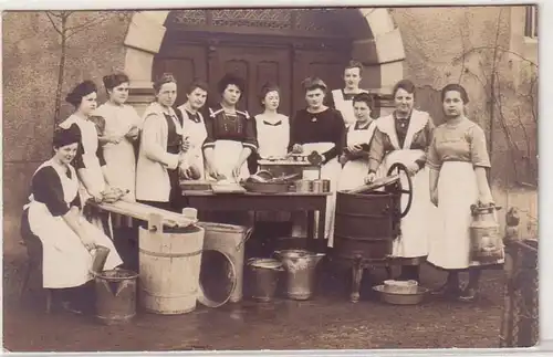 54299 Photo Ak Groupe Femmes à cuire ou à cuisiner vers 1915