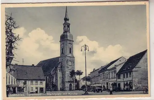 54042 Ak Lübbenau Spreewald Marktplatz avec église autour de 1930