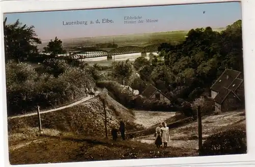 53631 Ak Lauenburg sur le pont Elbe Elb derrière la pièce de monnaie vers 1910