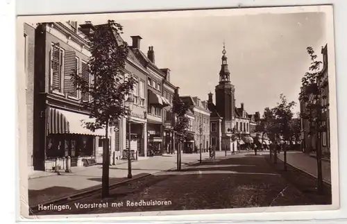 52182 Ak Herlingen Voorstraat met Raadhuistoren 1940