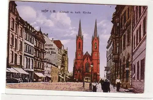51572 Feldpost Ak Hof vieille ville avec l'église catholique 1915