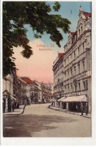 51380 Ak Löbau in Sachsen Bahnhofstrasse um 1910