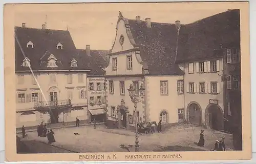51015 Ak Endingen a.K. Marché avec hôtel de ville vers 1930