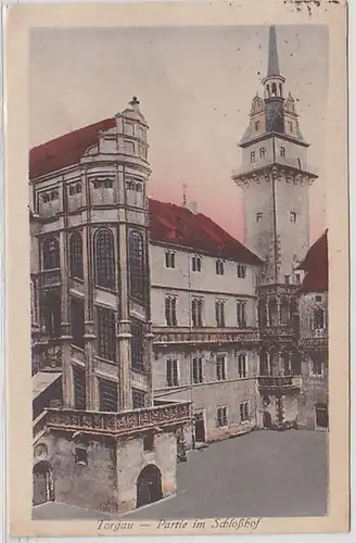 50736 Ak Torgau Partie im Schloßhof 1920