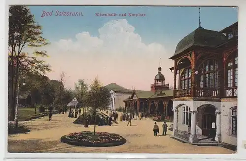 50146 Ak Bad Salzbrunn Elisenhalle et place thermale vers 1910