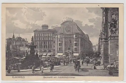 50054 Ak Elberfeld Neumarkt mit Jubiläumsbrunnen 1914
