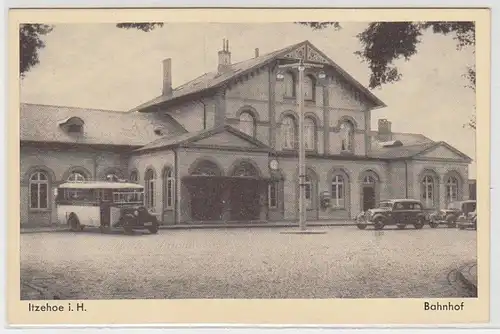 49979 Ak Itzehoe in Holstein Bahnhof mit Autobus um 1930