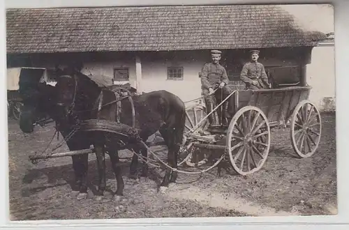 49466 Photo Ak 2 Husaren avec des chevaux en première guerre mondiale