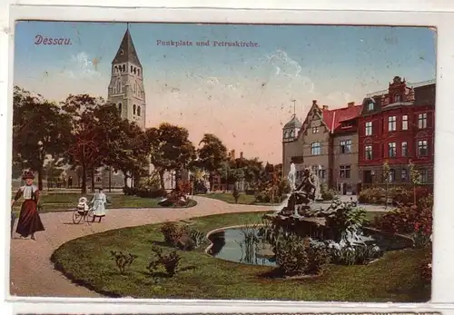 49304 Ak Dessau Funkplatz und Petruskirche 1916