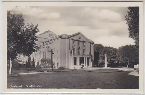 48825 Ak Stralsund Théâtre de la ville vers 1930