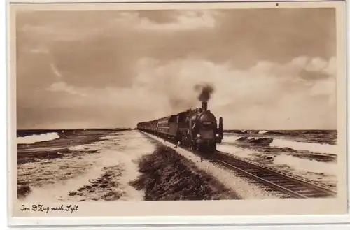 48799 Ak Im D-Zug über den Hindenburgdamm nach Sylt um 1930