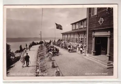 48251 Photo Ak Bergen Norvège Station de flair 1944