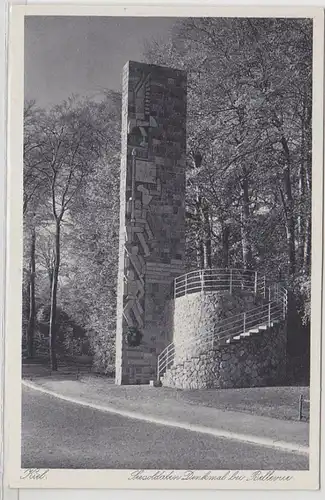 47865 Ak Kiel Sesoldaten Denkmal bei Bellevue um 1930