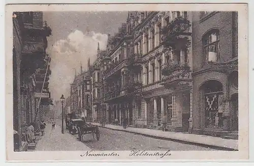 47680 Ak Neumünster Holstenstrasse avec des magasins 1919
