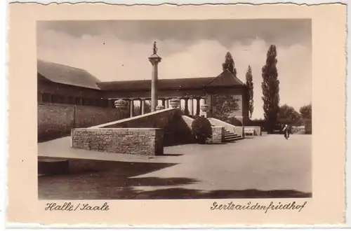 47397 Ak Halle an der Saale Gertraudenfriedhof um 1940