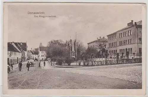 46957 Ak Donauwörth Am Progymnasium um 1920