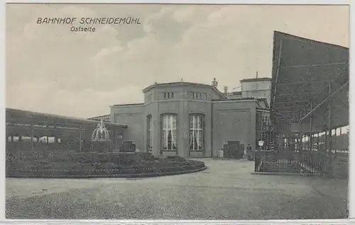 46500 Ak Bahnhof Schneidemühl Ostseite um 1920