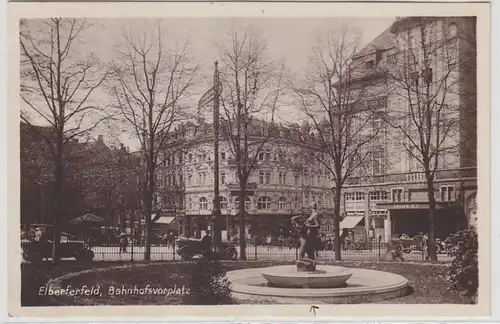 46471 Ak Elberfeld Bahnhofsvorplatz 1926