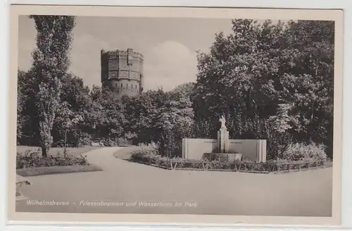 46383 Ak Wilhelmshaven Friesenbrunnen und Wasserturm um 1940