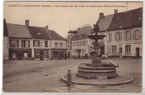 45625 Ak Caucy le Chateau la Place du Marche vers 1915
