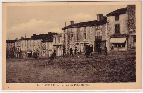 45588 Ak Latille Le bas du Petit Marché vers 1920
