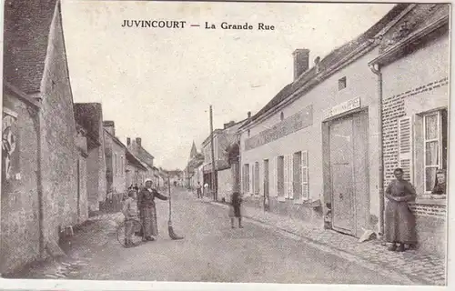 45551 Ak Juvincourt France La Grande Rue um 1915