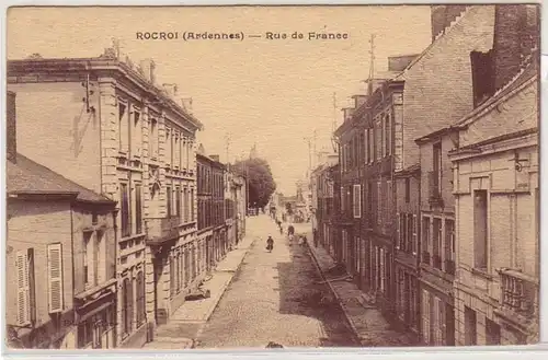 45468 Ak Rocroi (Ardennes) Rue de France vers 1915