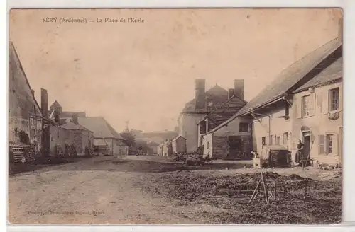45378 Ak Sery (Ardennes) La Place de L'Ecole 1914