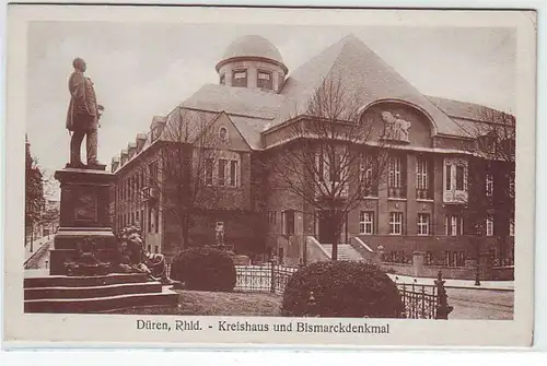 45019 Ak Düren Kreishaus und Bismarckdenkmal um 1930