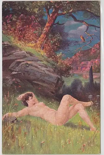 44894 érotique Ak dame nue est dans l'herbe vers 1910