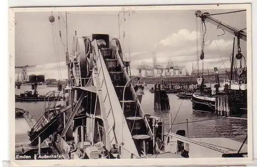 44827 Ak Emden Außenhafen mit Schiffen 1933