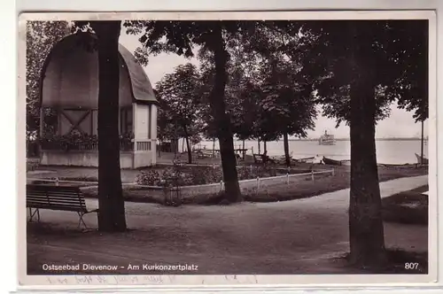 44513 Ak Balte-Bad Dievenow sur la place de la Kurkonzertplatz 1938