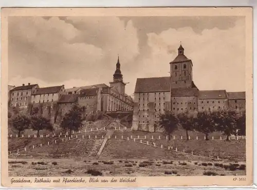 44123 Ak Graudenz Rathaus mit Pfarrkirche Blick von der Weichsel um 1940