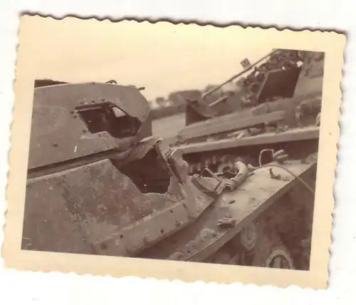44022 Photo tank détruit réservoir 2e guerre mondiale WK II