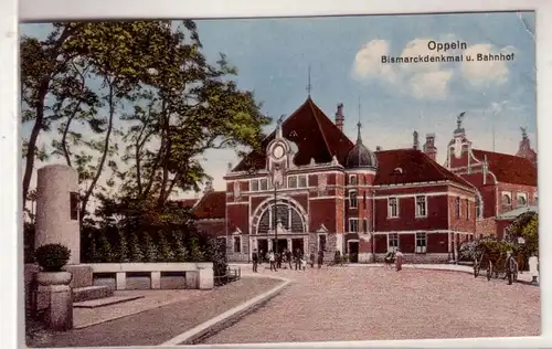 43980 Ak Oppeln Bismarckdenkmal und Bahnhof 1921