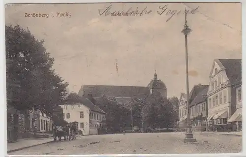 43886 Ak Schönberg à Meckl. Marché avec église 1913