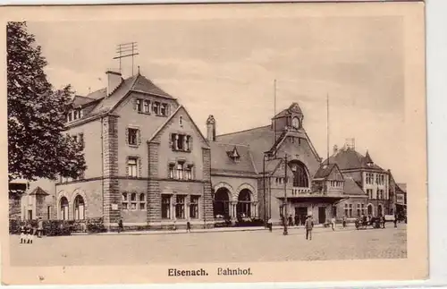 43113 Ak Eisenach Bahnhof um 1920