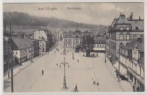 42704 Ak Aue im Erzgebirge Marktplatz um 1920