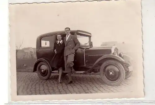 42479 altes Foto mit Opel Automobil um 1935