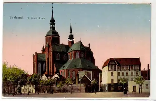 41854 Ak Stralsund St. Marienkirche um 1920