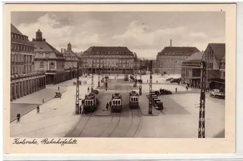 41244 Ak Karlsruhe Bahnhofplatz um 1940