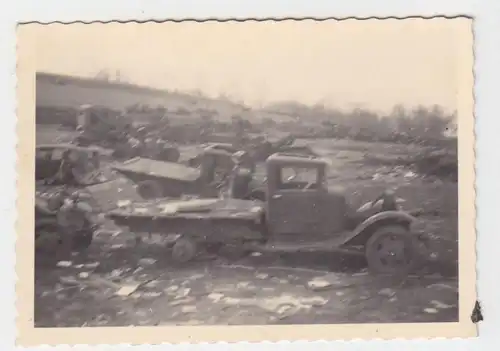 41212 Foto zerstörte Fahrzeuge Russland 2. Weltkrieg